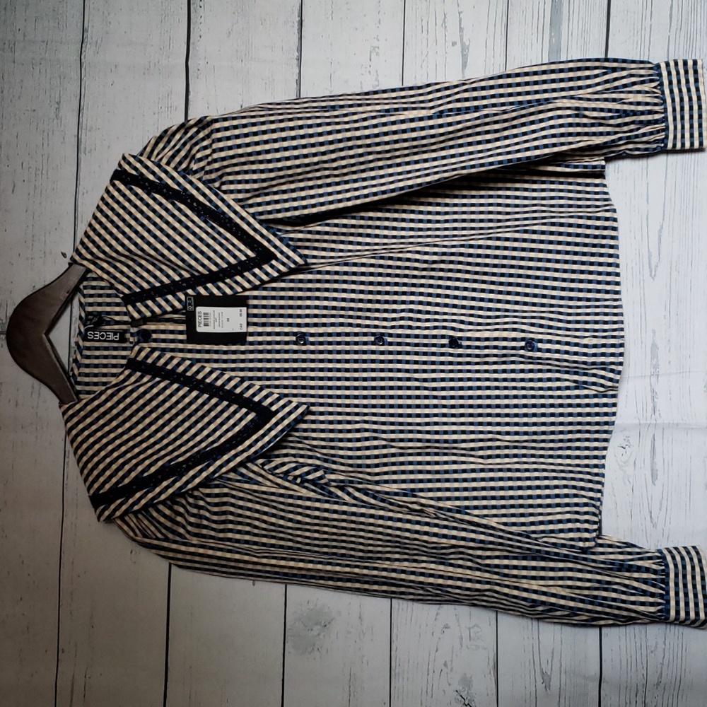 Pieces Buttondown shirt NWT